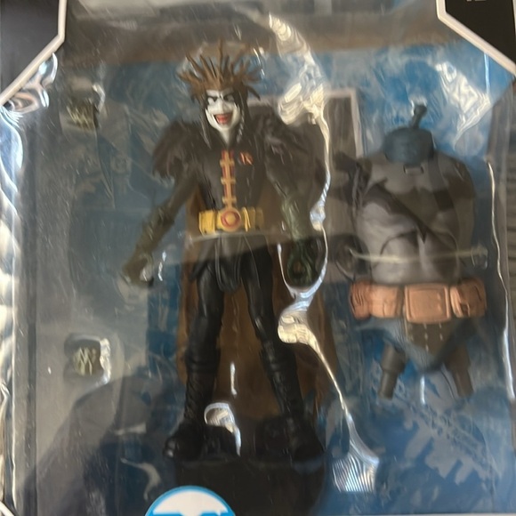 DC Multiverse Robin King Action Figure - Picture 5 of 7